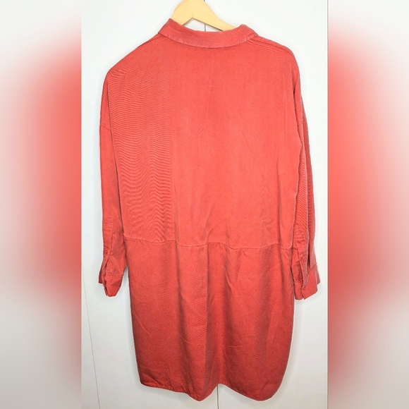 COS Lyocel Burnt Orange, Mid Legnth Dress With Large Front Pickets. SM. P - Picture 6 of 12